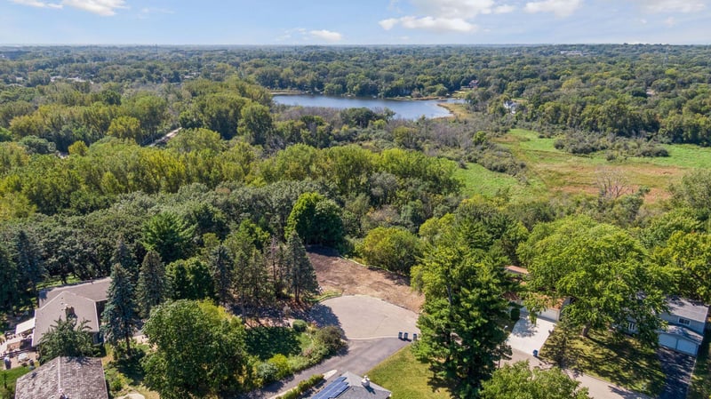 5038 Dominick Spur, Hopkins, MN 55343