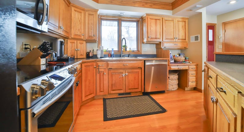 10742 E Shore Dr, Merrifield, MN 56465
