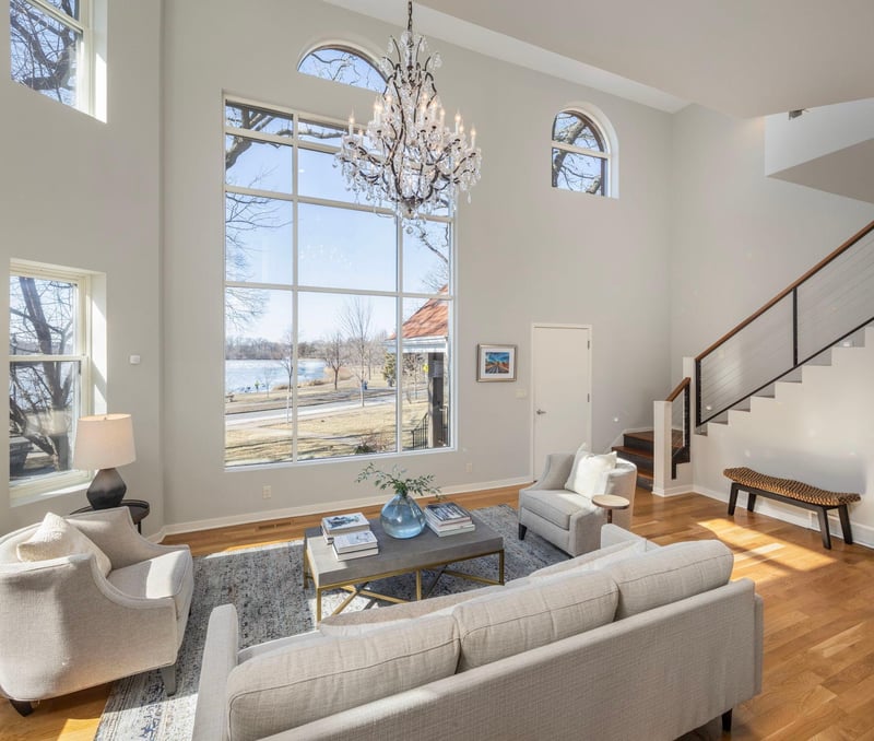 2675 E Lake Of The Isles Pw, Minneapolis, MN 55408