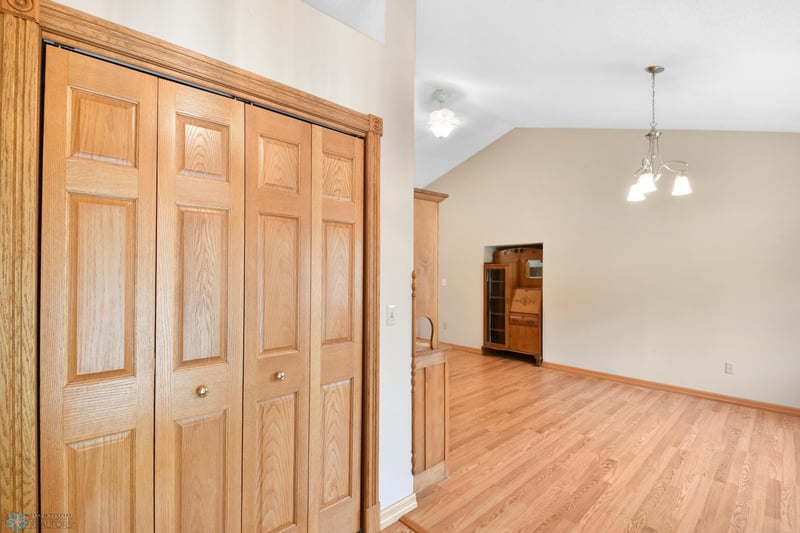 716 2nd St NE, Fosston, MN 56542