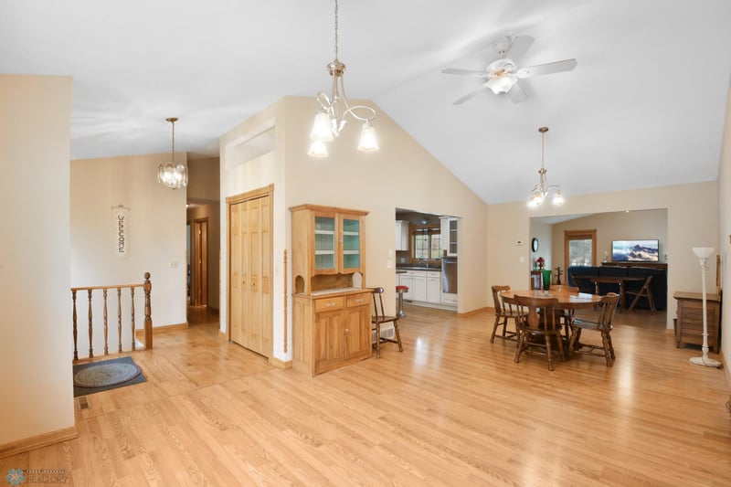 716 2nd St NE, Fosston, MN 56542