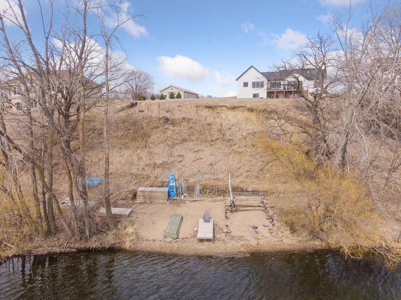 10709 30th St NW, Annandale, MN 55302