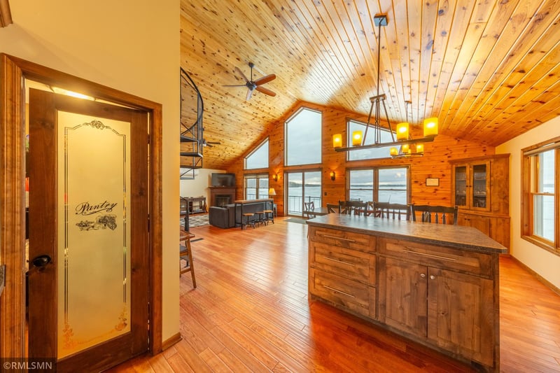 3187 Viewpoint Rd, Isle, MN 56342