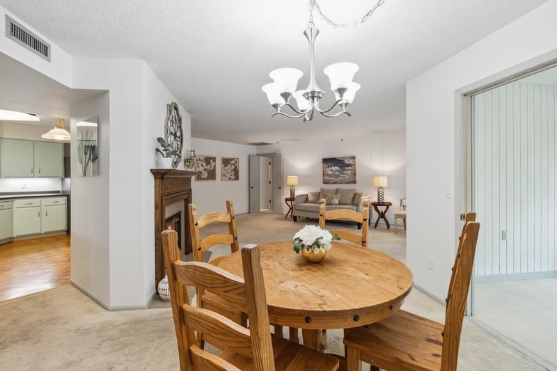 14601 Atrium Way #329, Minnetonka, MN 55345