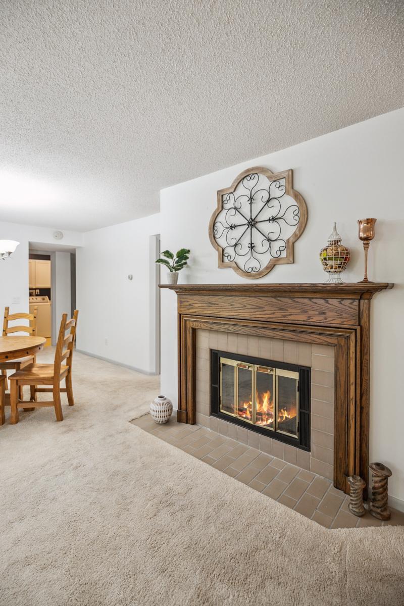 14601 Atrium Way #329, Minnetonka, MN 55345