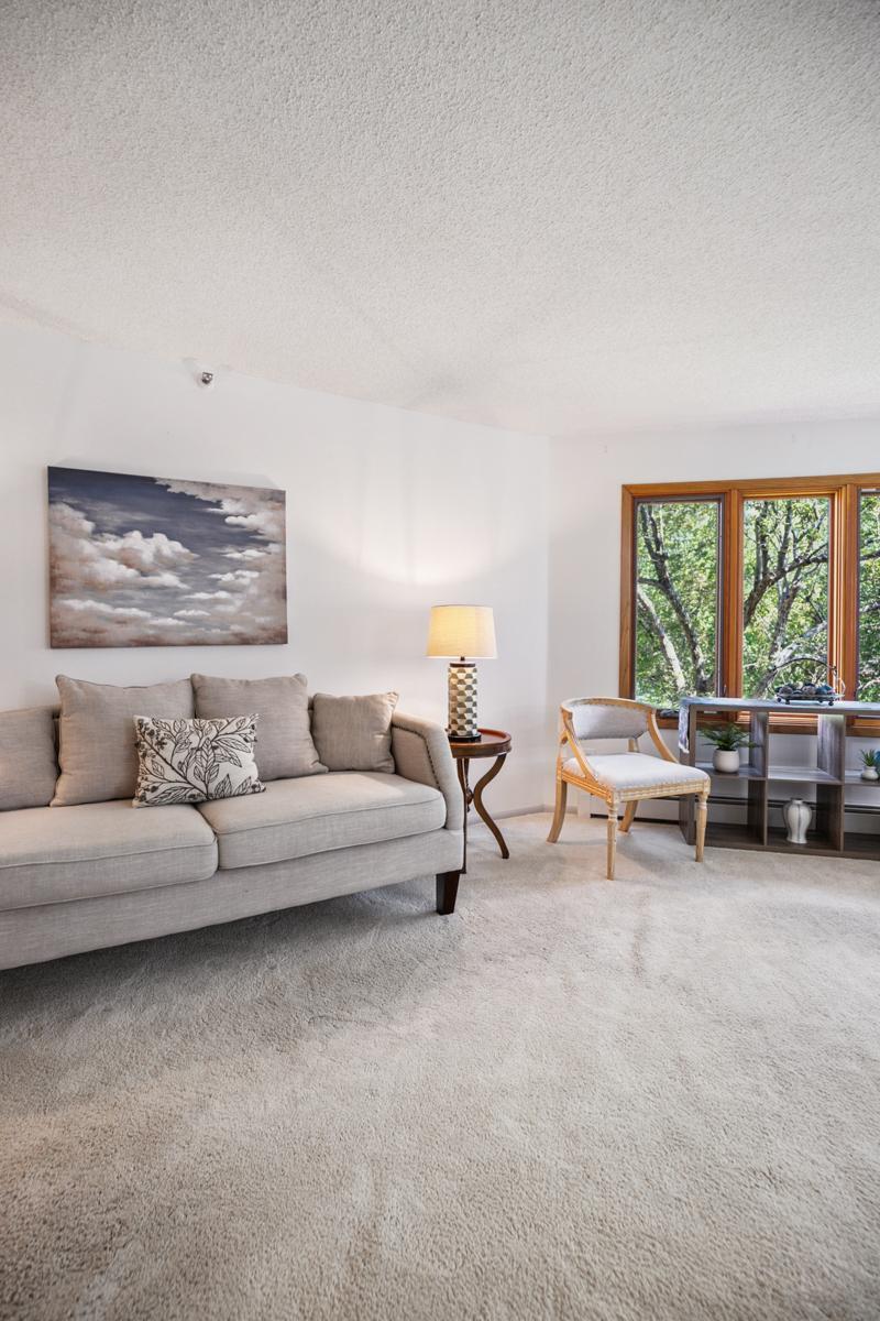 14601 Atrium Way #329, Minnetonka, MN 55345