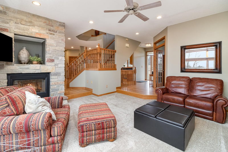 8811 E 275th St, Elko New Market, MN 55020