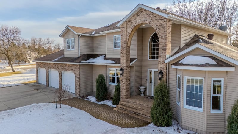 130 Fern Rd, Thief River Falls, MN 56701