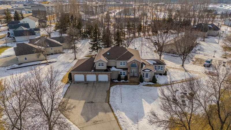 130 Fern Rd, Thief River Falls, MN 56701