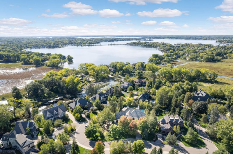16110 Crosby Cove Rd, Wayzata, MN 55391