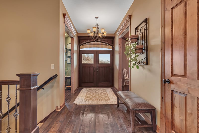 1726 Blackberry Cir, Sartell, MN 56377