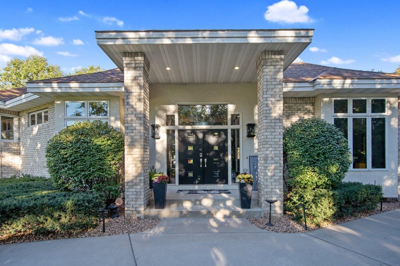 9141 Inverness Cir, Ramsey, MN 55303