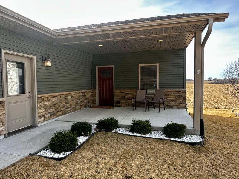 227 S Robert St, Mabel, MN 55954