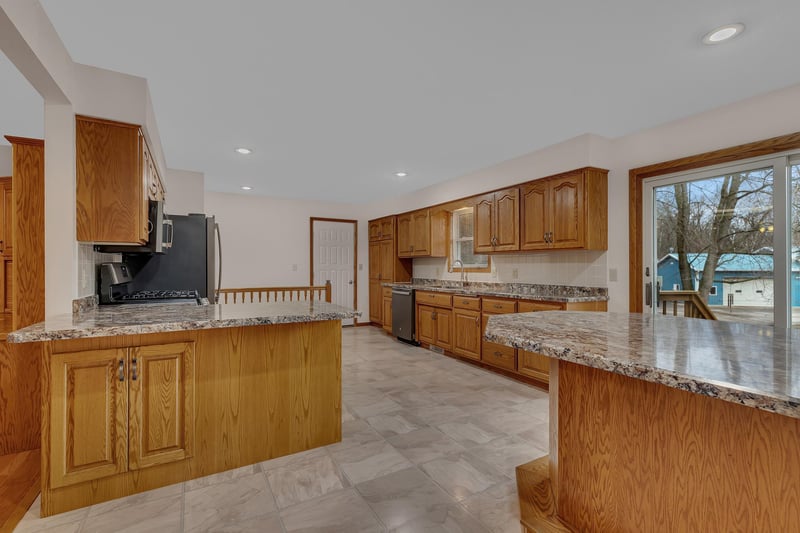 18615 County Road 9, Avon, MN 56310