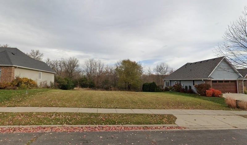 1515 Highland Trl, Saint Cloud, MN 56301