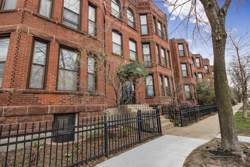 1801 Elliot Ave #5, Minneapolis, MN 55404