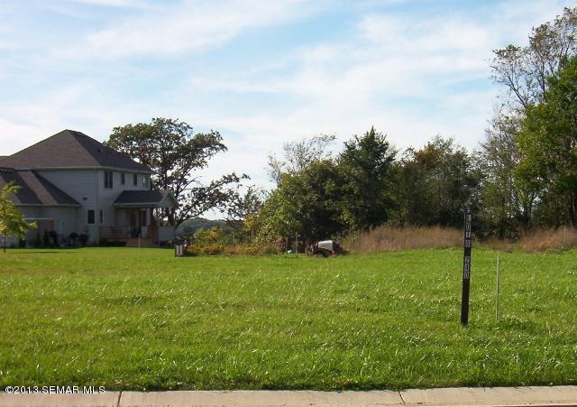 240 Northern Hills Dr, Saint Charles, MN 55972