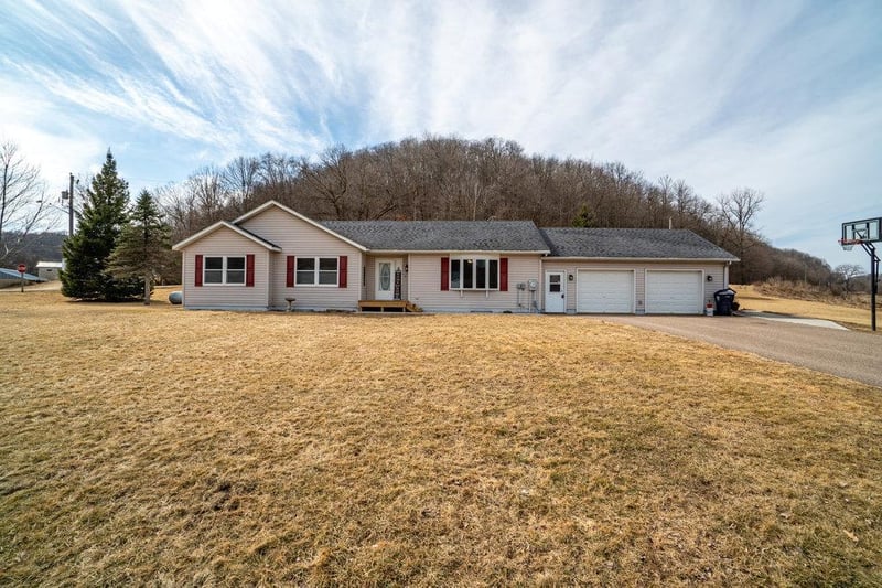604 Wildcat Dr, Plum City, WI 54761