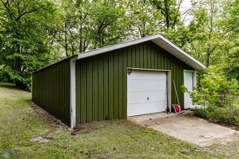 20992 Carr Rd, Rochert, MN 56578