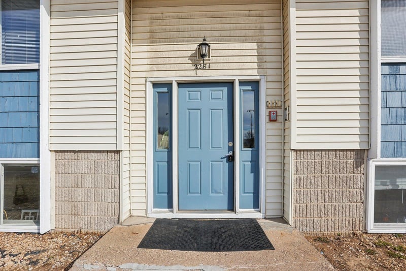 2281 11th Ave E, North Saint Paul, MN 55109