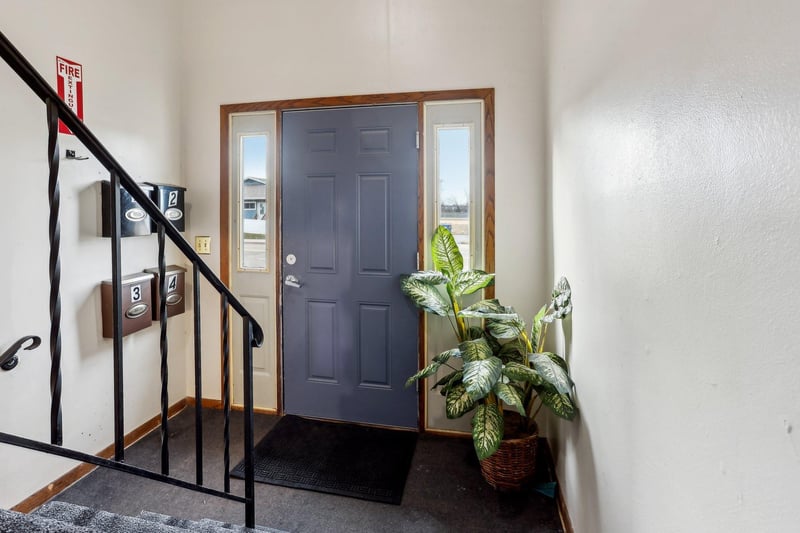 2281 11th Ave E, North Saint Paul, MN 55109