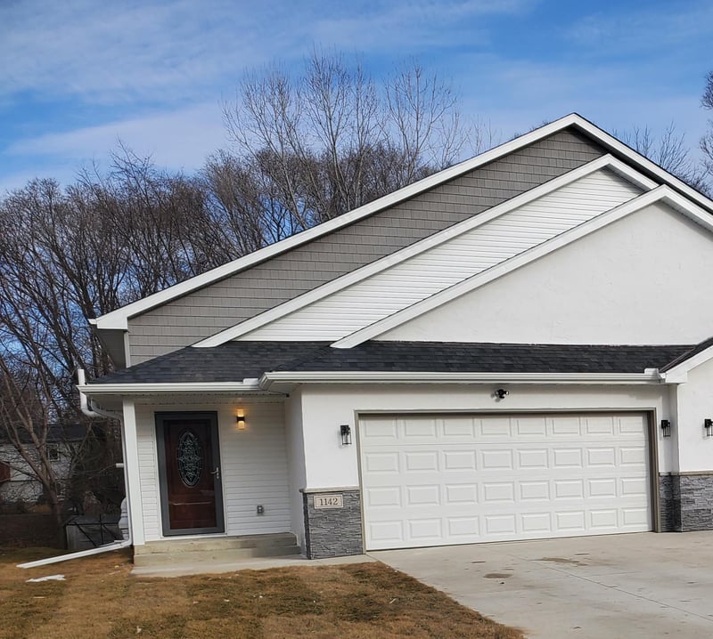 1142 1st St, Saint Paul Park, MN 55071