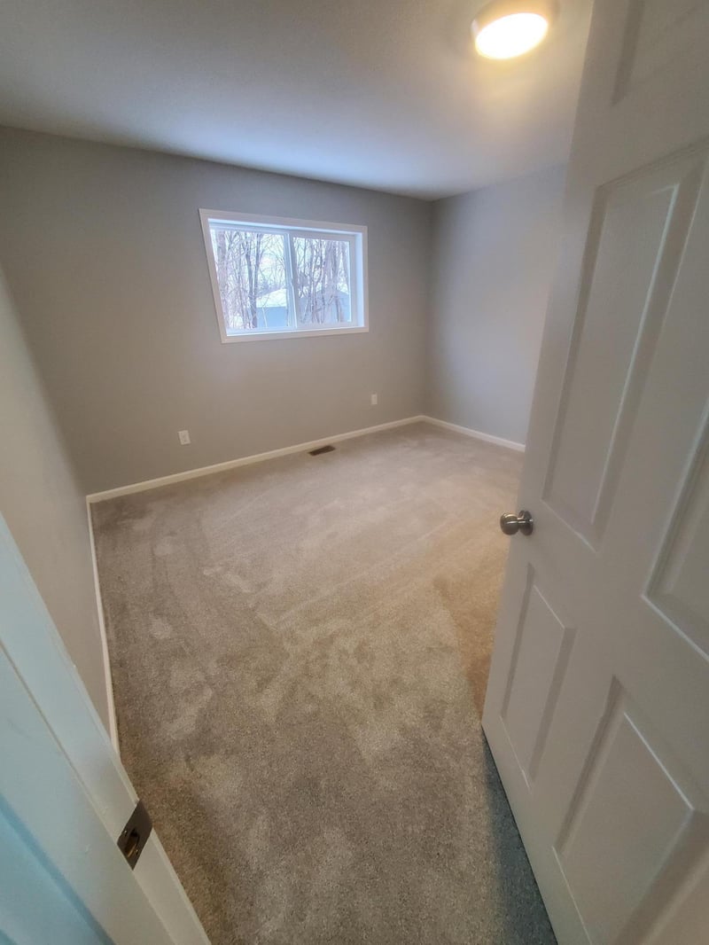 1142 1st St, Saint Paul Park, MN 55071