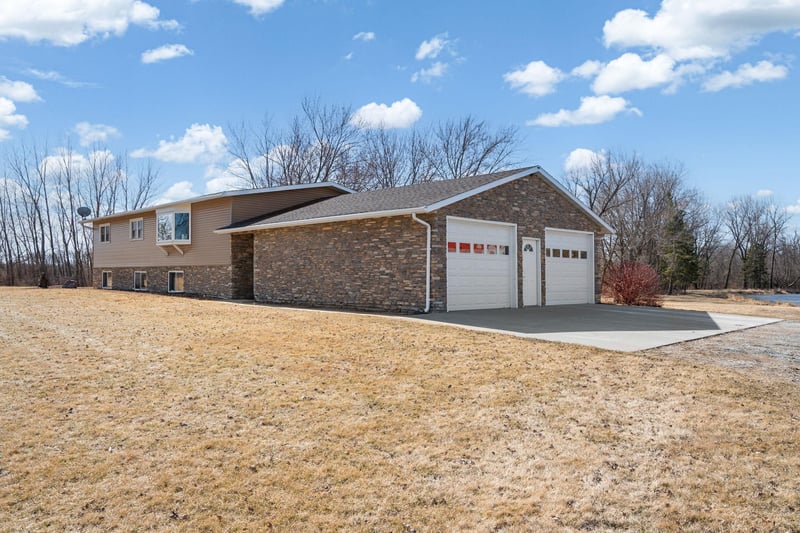 3108 SE 14th Ave, Owatonna, MN 55060