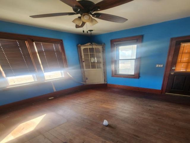 179 1st Ave SE, Wells, MN 56097