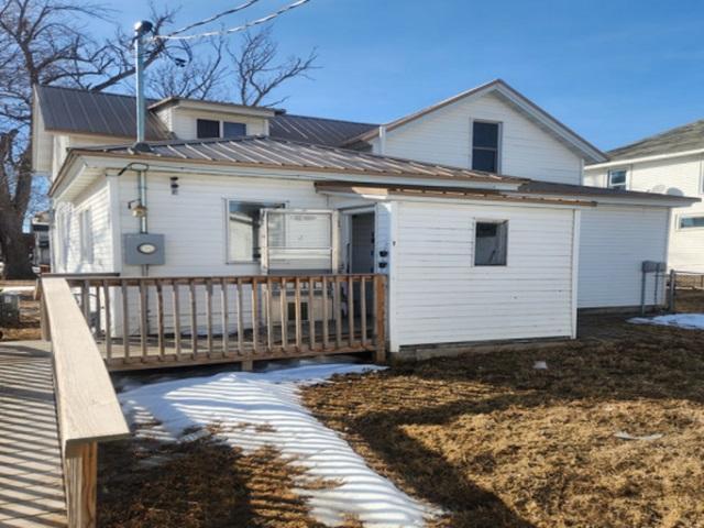 179 1st Ave SE, Wells, MN 56097