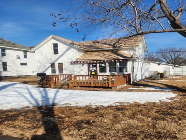 179 1st Ave SE, Wells, MN 56097