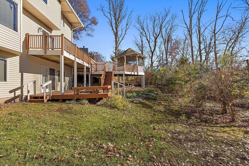 2176 15th Ave E, North Saint Paul, MN 55109