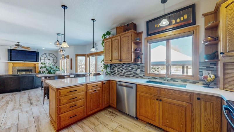 435 Donegal Ln SE, Chatfield, MN 55923