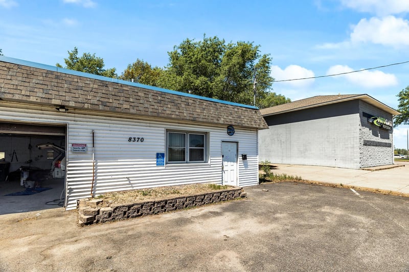 8370 Pierce St NE, Fridley, MN 55432