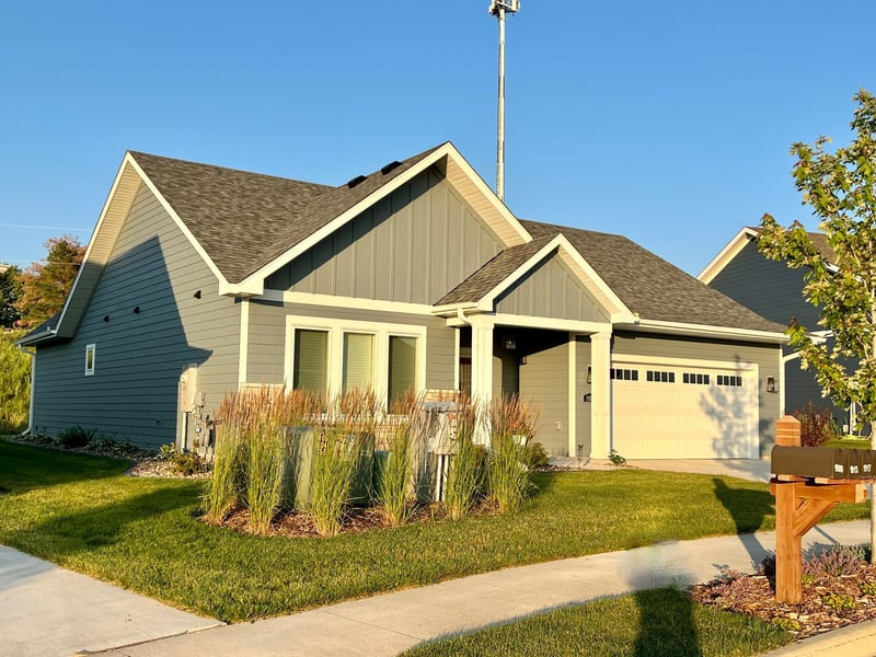 2019 Erie Dr, Northfield, MN 55057