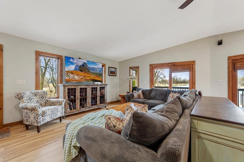 628 Virginia St, Waterville, MN 56096