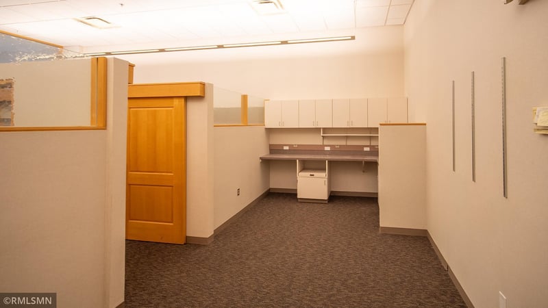 211 Broadway Ave S, Rochester, MN 55904
