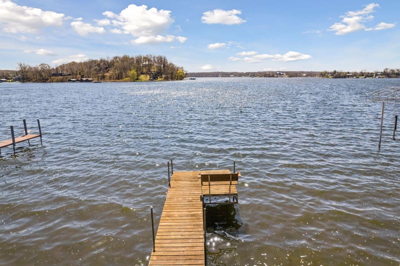 6501 Bay Ridge Rd, Mound, MN 55364