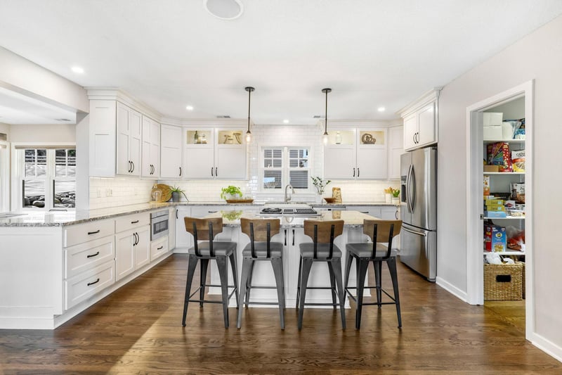 5670 Fairlawn Shores Trl SE, Prior Lake, MN 55372