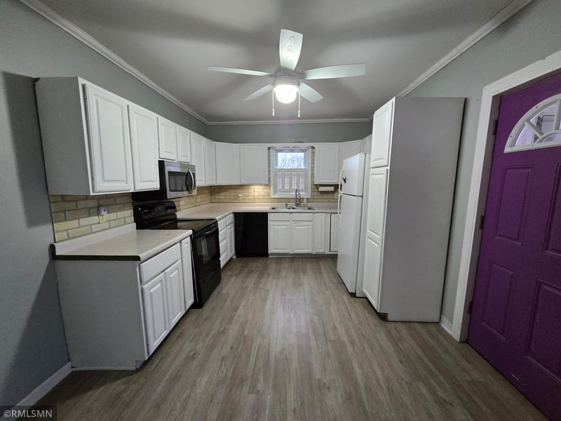 210 W Hill St, Norwood Young America, MN 55368