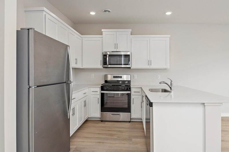8383 Cherry St, Clear Lake, MN 55319