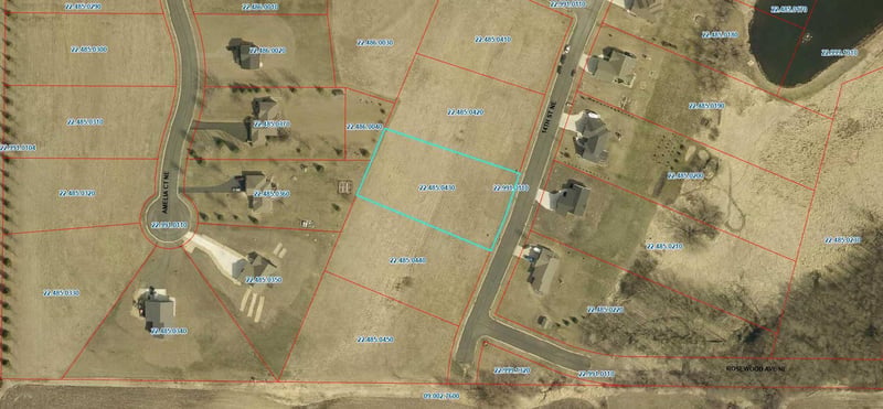 909 14th St NE, Montgomery, MN 56069