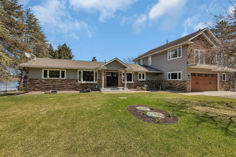 3202 Riviera Rd, Sartell, MN 56377