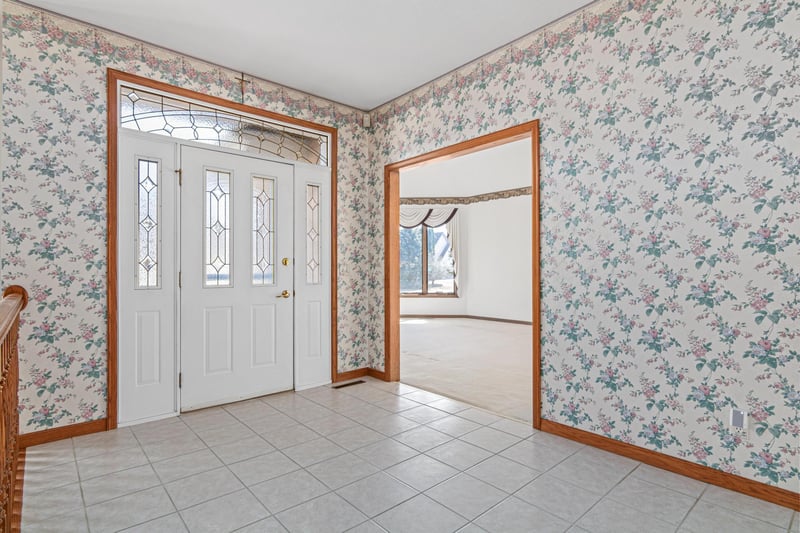 2997 Walter St, Maplewood, MN 55109