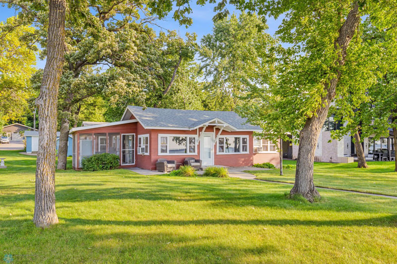 21626 County Highway 20, Pelican Rapids, MN 56572