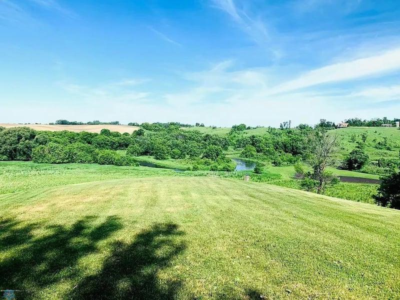 270 St N, Hawley, MN 56549