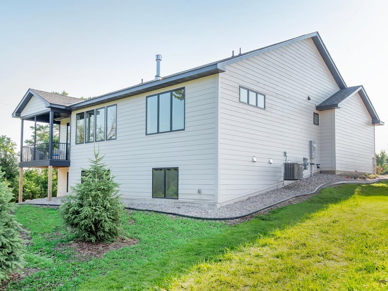 9001 62nd St S, Cottage Grove, MN 55016