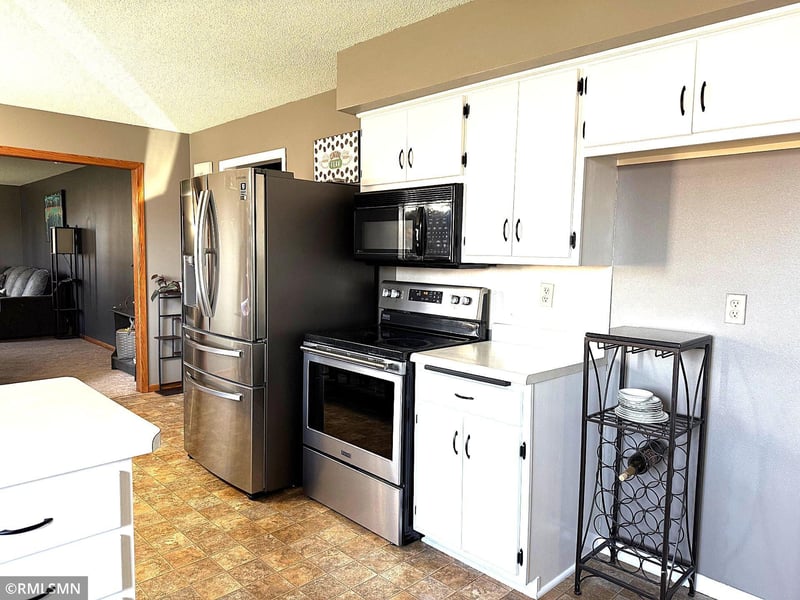 108 W Sherman Ave, Ellsworth, MN 56129