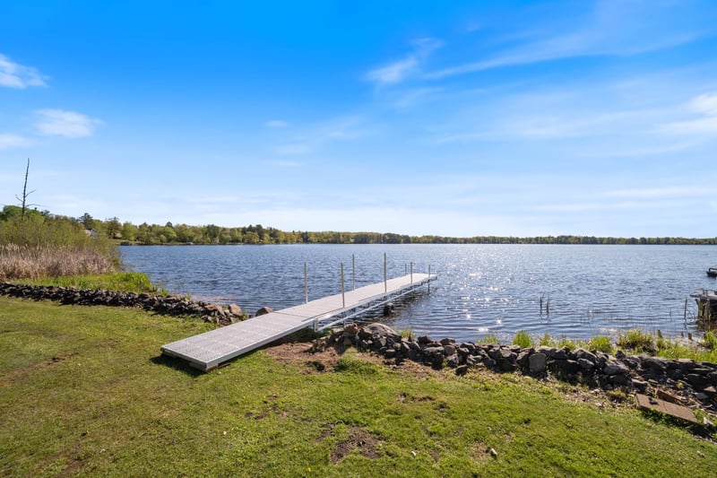 4463 E Singkoffer Rd, Superior, WI 54880