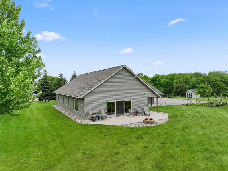 11166 State Highway 24 NW, Annandale, MN 55302